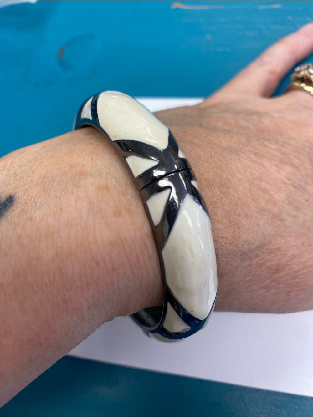 Stylish gray  & Cream Inlay Bangle Bracelet enamel